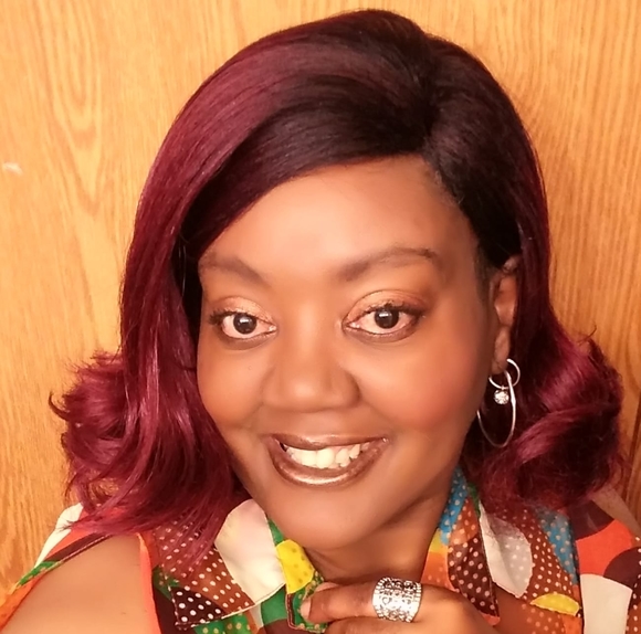 Meet your Posher, Paula - Picture 1 of 1